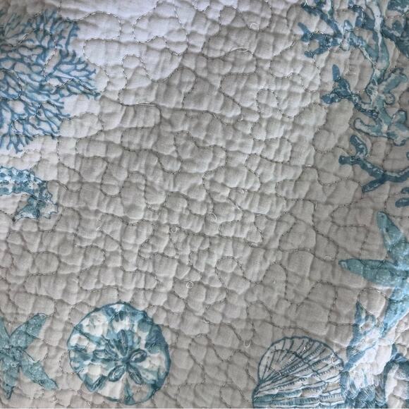 SIGRID OLSEN HOME Bedspread Quilt "85 x 81.5" Sea Life Quilted Blanket Cotton - Picture 4 of 12